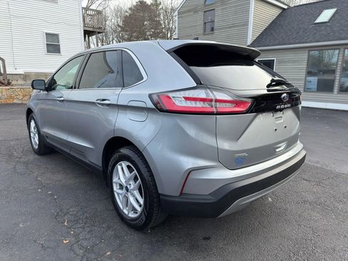 Used 2021 Ford Edge SEL w/ Cargo Accessory Package image 5