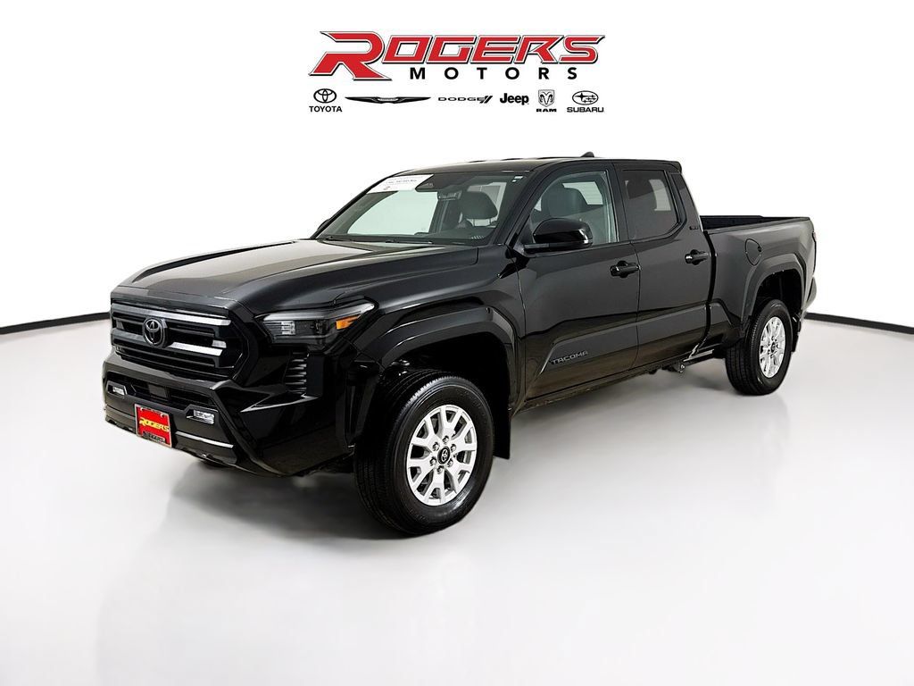 Certified 2024 Toyota Tacoma SR5 AWD/4WD image 8