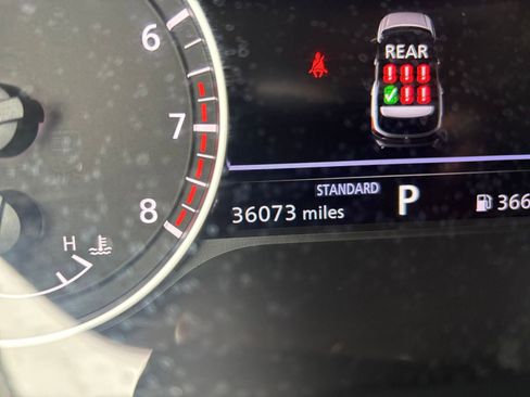 Used 2025 Nissan Pathfinder SV FWD image 43