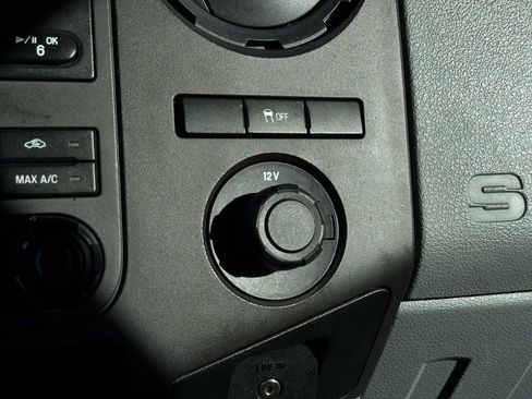 Used 2015 Ford F250 XL w/ Power Equipment Group image 37