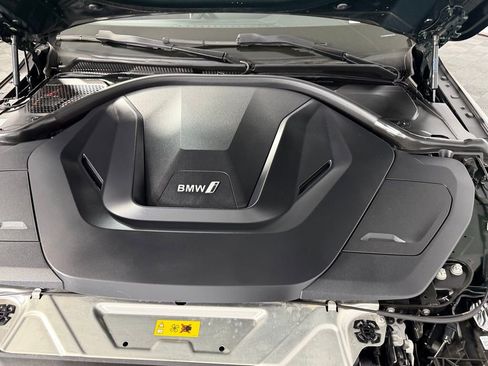 Used 2023 BMW i4 eDrive40 w/ Premium Package image 35