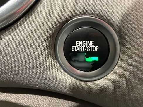 Used 2018 Chevrolet Malibu LT w/ Driver Confidence Package image 29