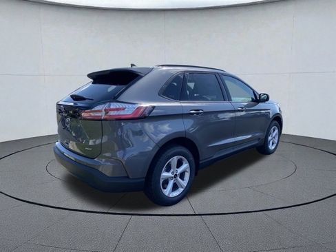 New 2024 Ford Edge SE image 2