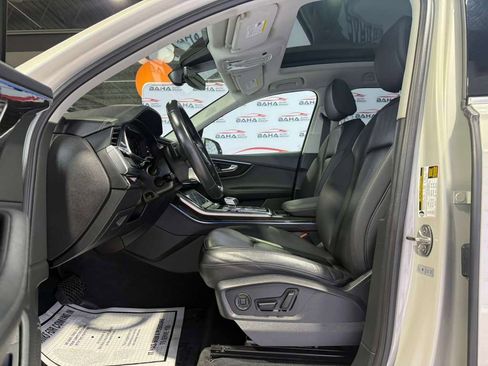 Used 2024 Audi Q7 3.0T Premium Plus image 31