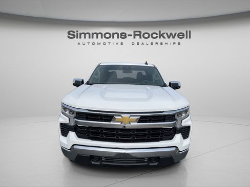 New 2026 Chevrolet Silverado 1500 LT w/ Z71 Off-Road Package AWD/4WD image 2