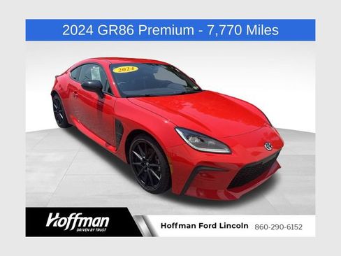 Used 2024 Toyota GR86 Premium RWD image 1