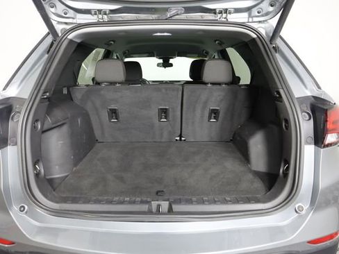 Used 2023 Chevrolet Equinox LT AWD/4WD image 46