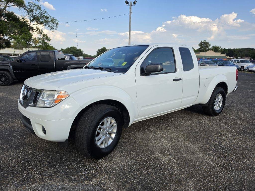 Used 2018 Nissan Frontier SV RWD image 11