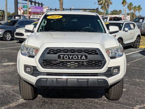 Used 2019 Toyota Tacoma SR5 image 2