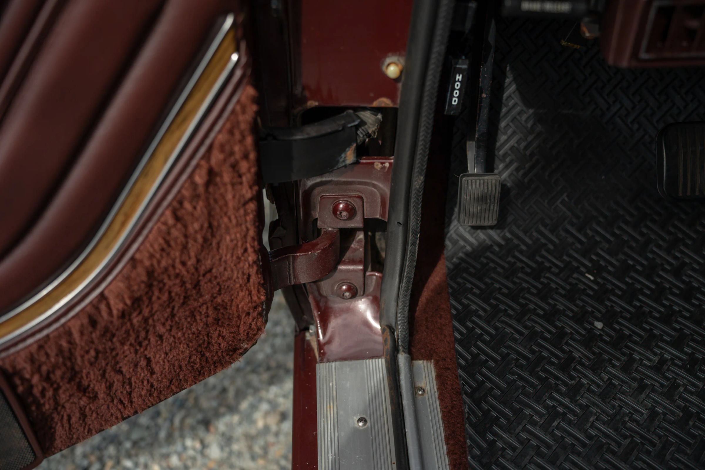 Used 1987 Jeep Grand Wagoneer AWD/4WD image 98