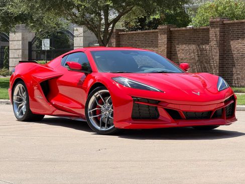 Used 2025 Chevrolet Corvette Z06 w/ Chrome Exterior Badge Package RWD image 1
