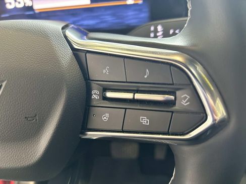 Used 2024 Chevrolet Equinox EV LT FWD image 20