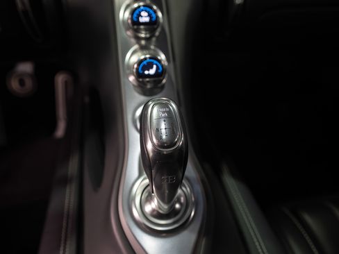 Used 2018 Bugatti Chiron image 23