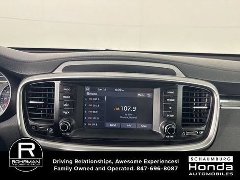 Used 2020 Kia Sorento FWD V6 image 6