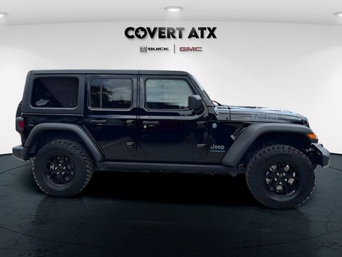 Used 2025 Jeep Wrangler Unlimited Sport S 4xe AWD/4WD image 7