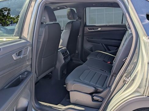 New 2026 Volkswagen Atlas Cross Sport SEL R-Line AWD/4WD image 7