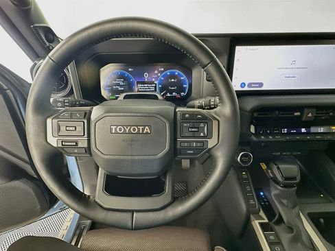Used 2026 Toyota Land Cruiser w/ Premium Package AWD/4WD image 11