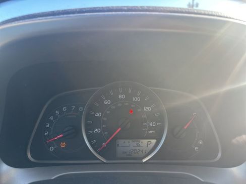 Used 2015 Toyota RAV4 XLE image 10