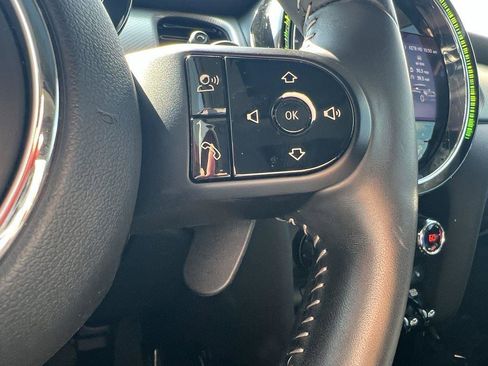 Used 2022 MINI Cooper S w/ Premium Package image 19