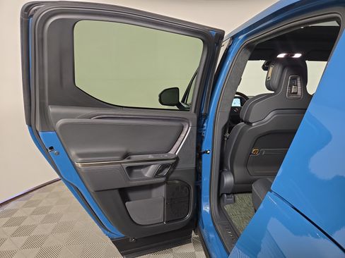 Used 2022 Rivian R1T Launch Edition AWD/4WD image 17