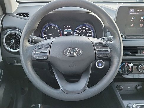 Used 2023 Hyundai Kona SEL image 18