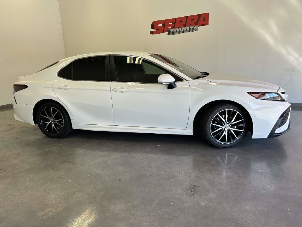 Certified 2024 Toyota Camry SE FWD image 2