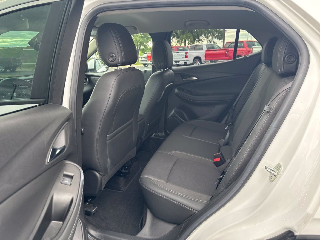 Used 2023 Buick Encore GX Preferred w/ Cold Weather Comfort Package FWD image 8