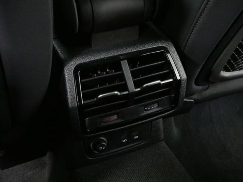 Used 2023 Audi Q3 2.0T Premium w/ Black Optic Sport Package AWD/4WD image 37
