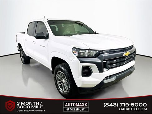 Used 2023 Chevrolet Colorado LT image 1