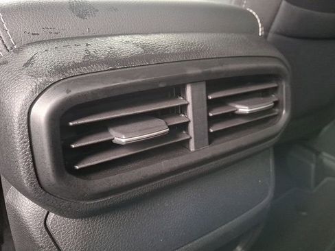 Used 2025 Honda Ridgeline Sport image 11