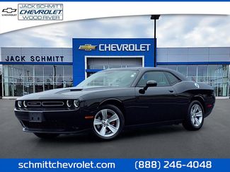 Used 2023 Dodge Challenger SXT RWD video 1