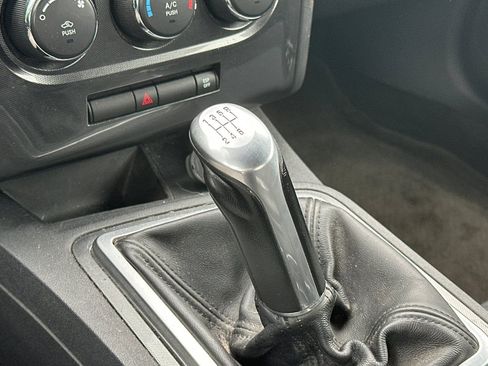 Used 2010 Dodge Challenger R/T image 21