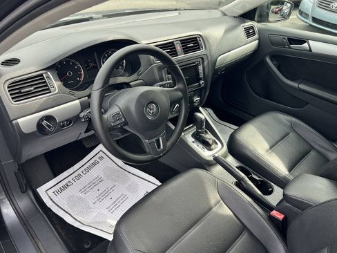 Used 2014 Volkswagen Jetta SE FWD image 14