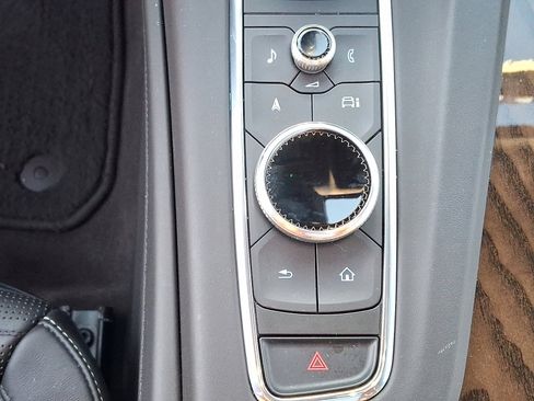 Used 2024 Cadillac Escalade Sport Platinum w/ LPO, ONYX Package image 24