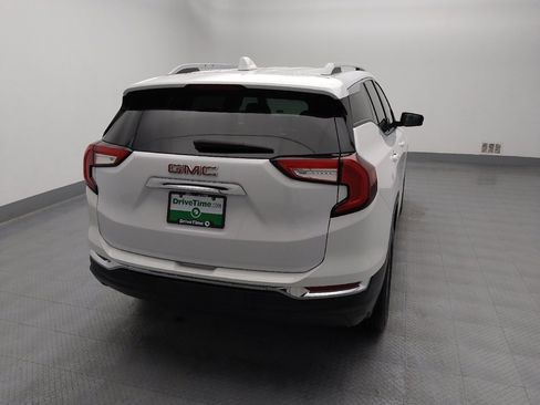 Used 2023 GMC Terrain SLT image 7