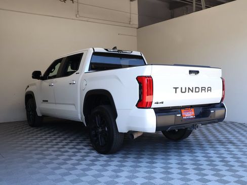 Used 2025 Toyota Tundra Limited AWD/4WD image 13