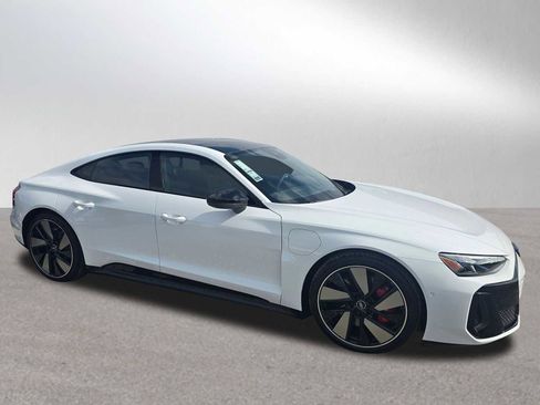 New 2026 Audi S e-tron GT Prestige image 2