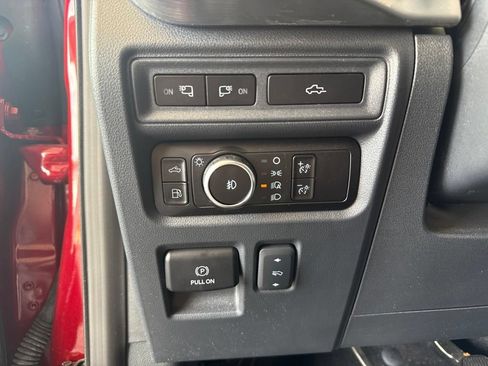 Used 2023 Ford F150 Lariat w/ Equipment Group 502A High AWD/4WD image 15