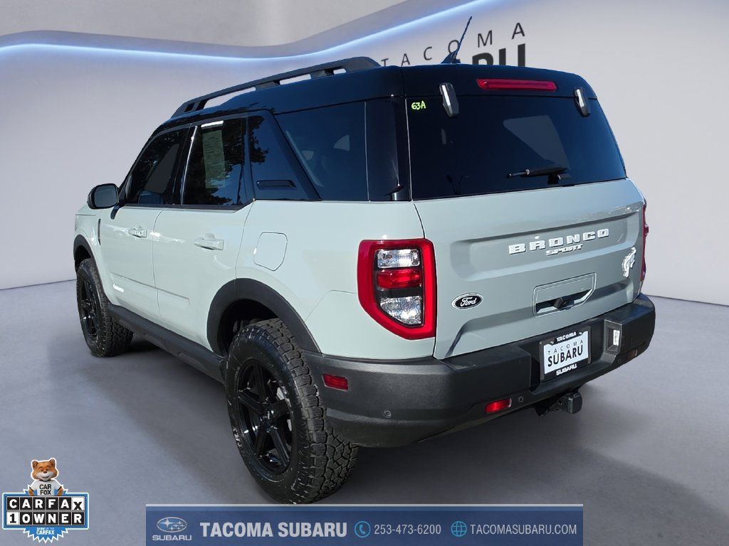 Used 2023 Ford Bronco Sport Outer Banks w/ Tech Package AWD/4WD image 3