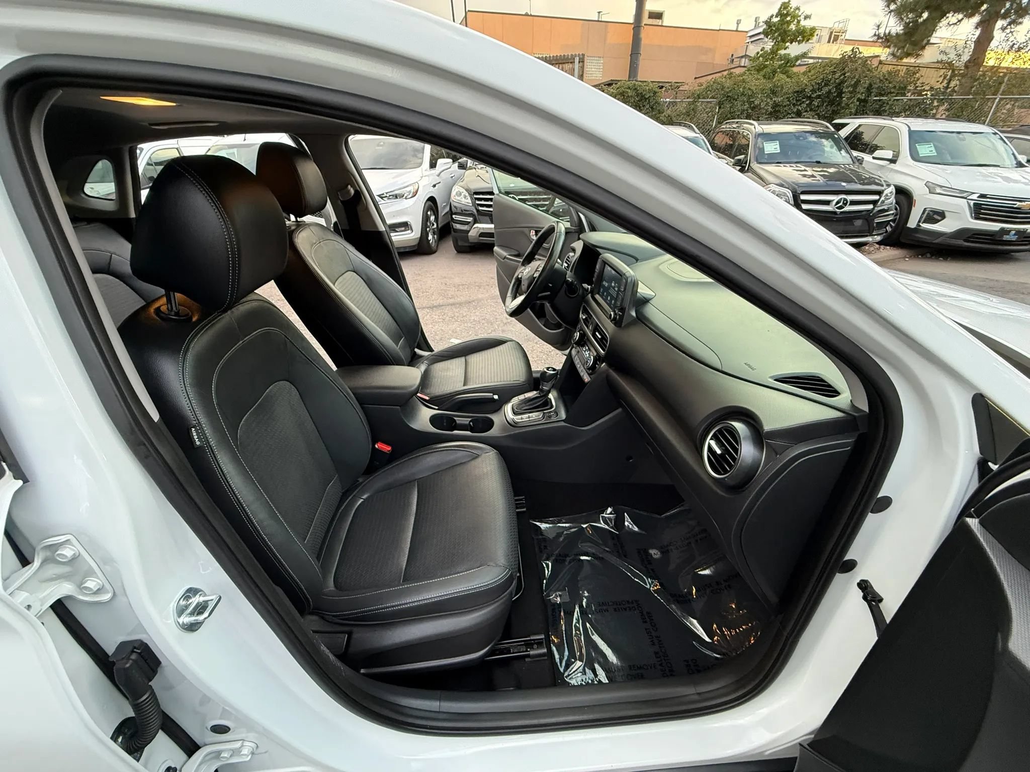 Used 2018 Hyundai Kona Limited AWD/4WD image 21