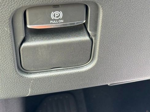 New 2026 Jeep Grand Wagoneer Limited AWD/4WD image 16