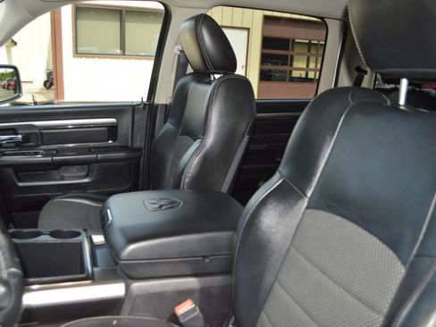 Used 2014 RAM 1500 Sport w/ Convenience Group AWD/4WD image 16
