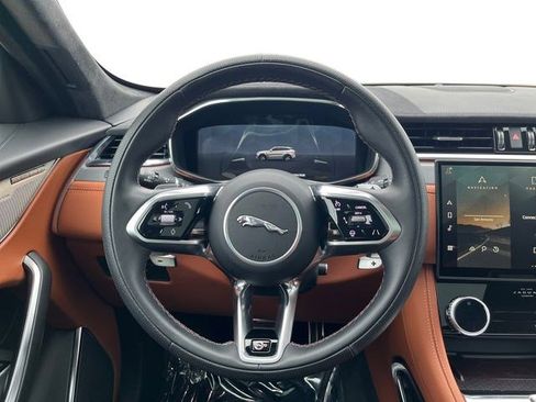 Used 2023 Jaguar F-PACE SVR AWD/4WD image 15