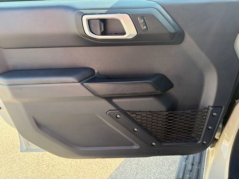 Used 2025 Ford Bronco Outer Banks AWD/4WD image 23