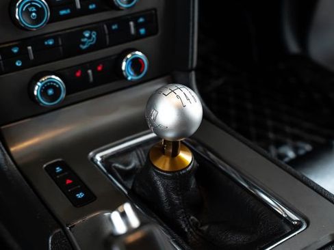 Used 2013 Ford Mustang GT image 29