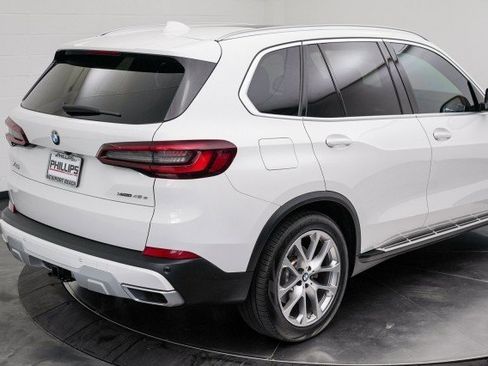 Used 2021 BMW X5 xDrive45e w/ Parking Assistance Package image 11