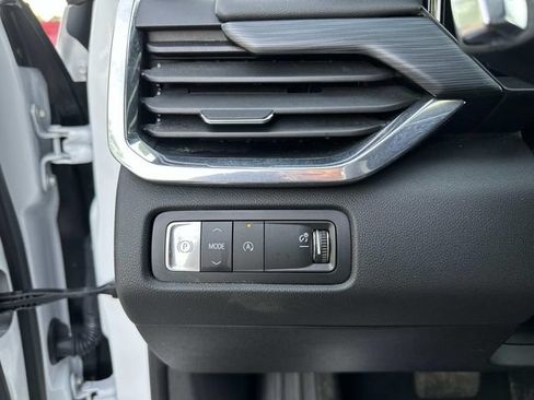 Used 2025 GMC Acadia Elevation FWD image 26