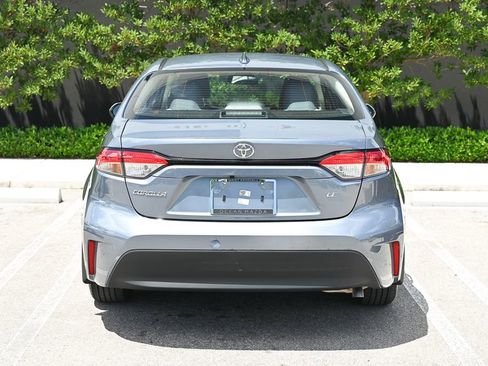 Used 2025 Toyota Corolla LE image 5