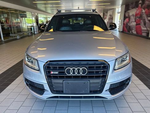 Used 2017 Audi SQ5 Premium Plus w/ Technology Package AWD/4WD image 2