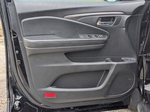 Used 2018 Honda Pilot EX-L image 17